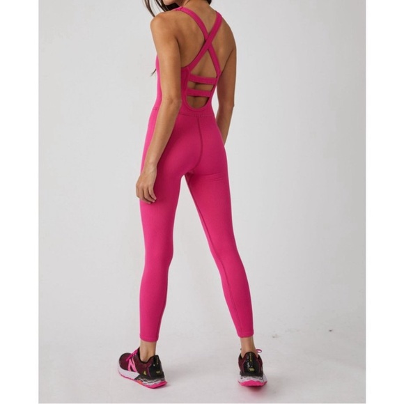 FP MOVEMENT Free Throw Onesie / Punch Crush - Picture 3 of 6